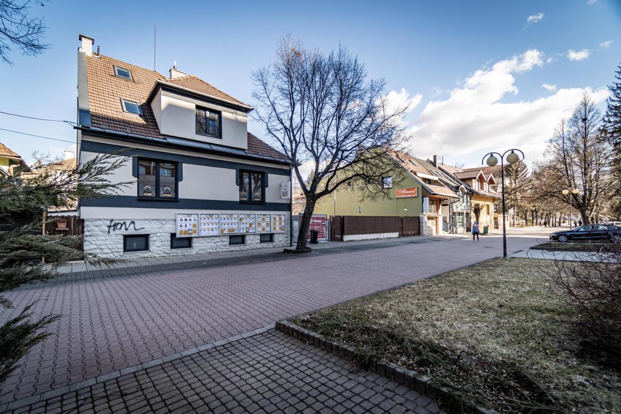 Luxurious Apartment In The Heart Of Poprad Exterior photo